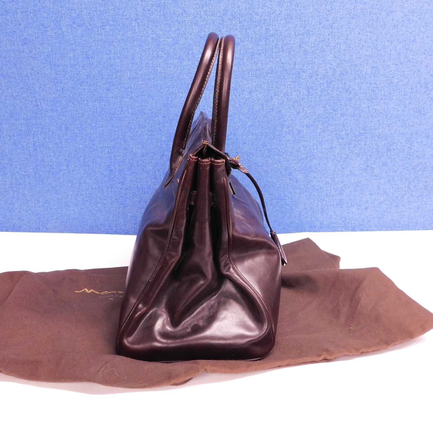 A dark brown leather bag by Maxwell Scott, approx 35cm wide with original dustbag - Bild 3 aus 8