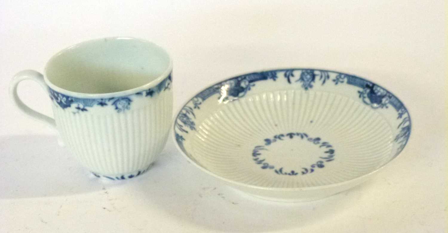 A Worcester porcelain cup and saucer, the ribbed body with a blue and white design to border - Image 2 of 3