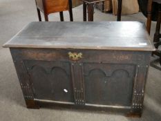 Small 18th century oak coffer of plain form with hinged lid and panelled sides, 87cm wide