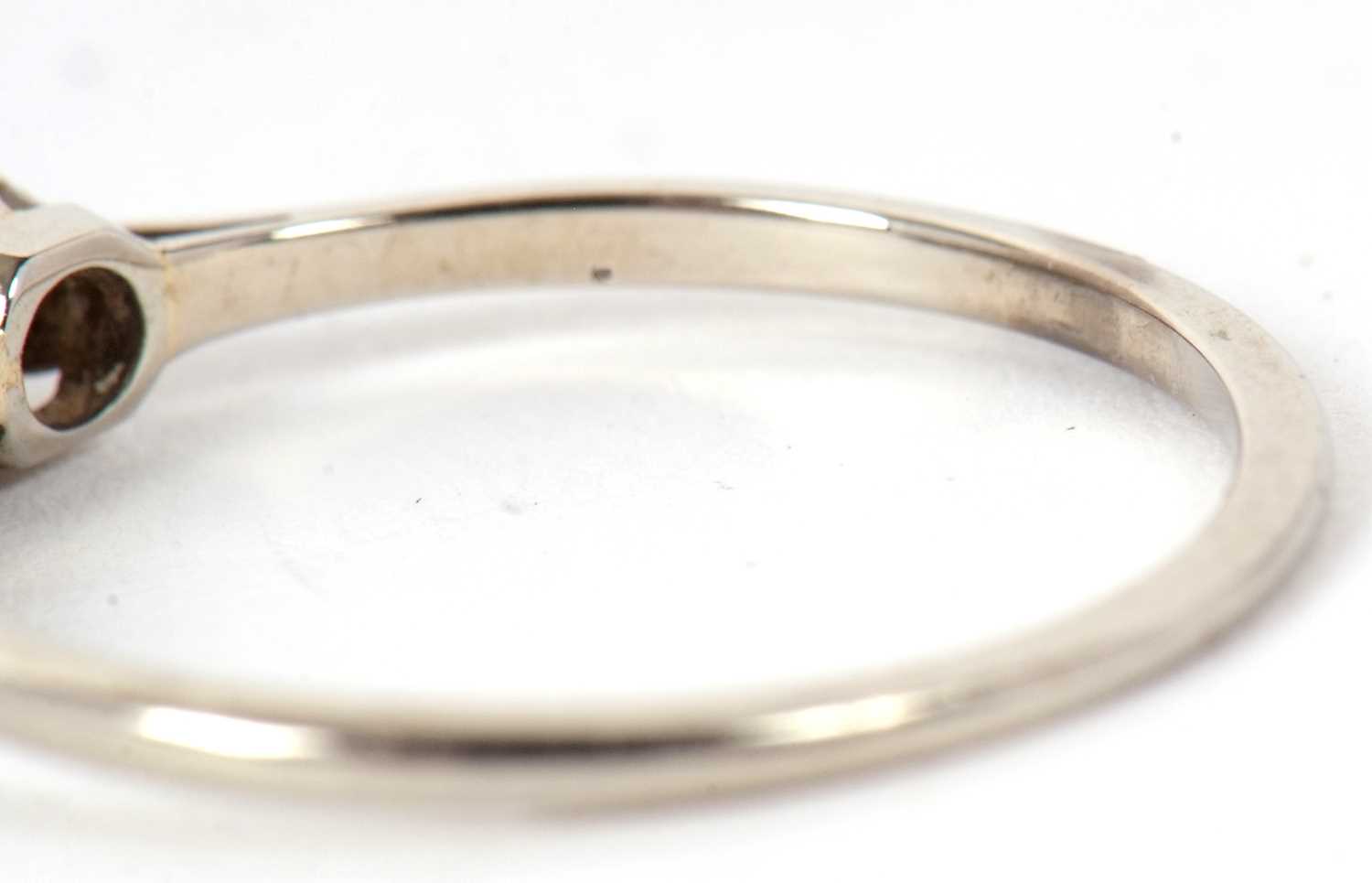 A diamond and 'pearl' ring, the central off-round 'pearl' set to either side with an old mine cut - Image 4 of 6