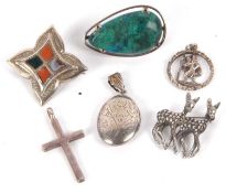 A mixed lot of silver and white metal jewellery to include an oval locket stamped 925, a blue