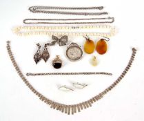 A mixed lot of jewellery to include a pair of David Andersen Norwegian silver and white enamel