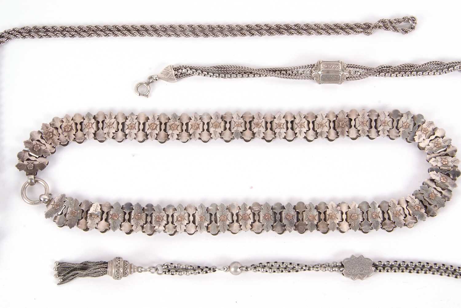 A quantity of mixed silver and white metal chains to include a fancy link necklace with rose gold - Image 2 of 4