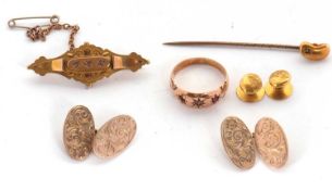 A mixed lot of jewellery to include a pair of 9ct oval cufflinks hallmarked Birmingham 1922, a