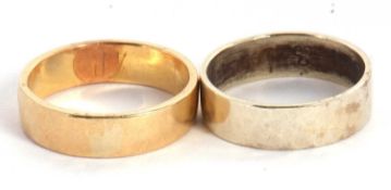 Two unmarked wedding bands, one tests as approx. 18ct yellow gold, size M, 5.2g, and the other tests