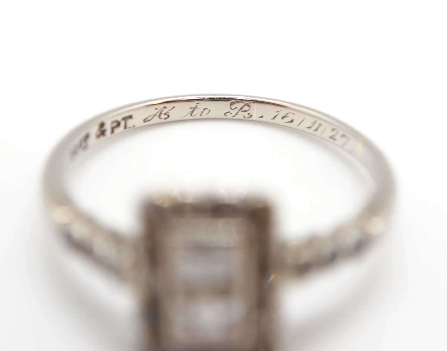 An Art Deco 18ct and platinum diamond ring, set to centre with two square step cut diamonds and - Image 9 of 9