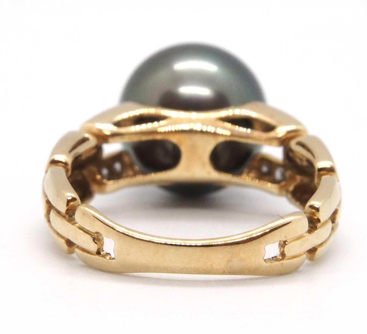 A 9ct cultured pearl and diamond ring, the round grey cultured pearl, approx. 12mm diameter, in a - Image 5 of 8