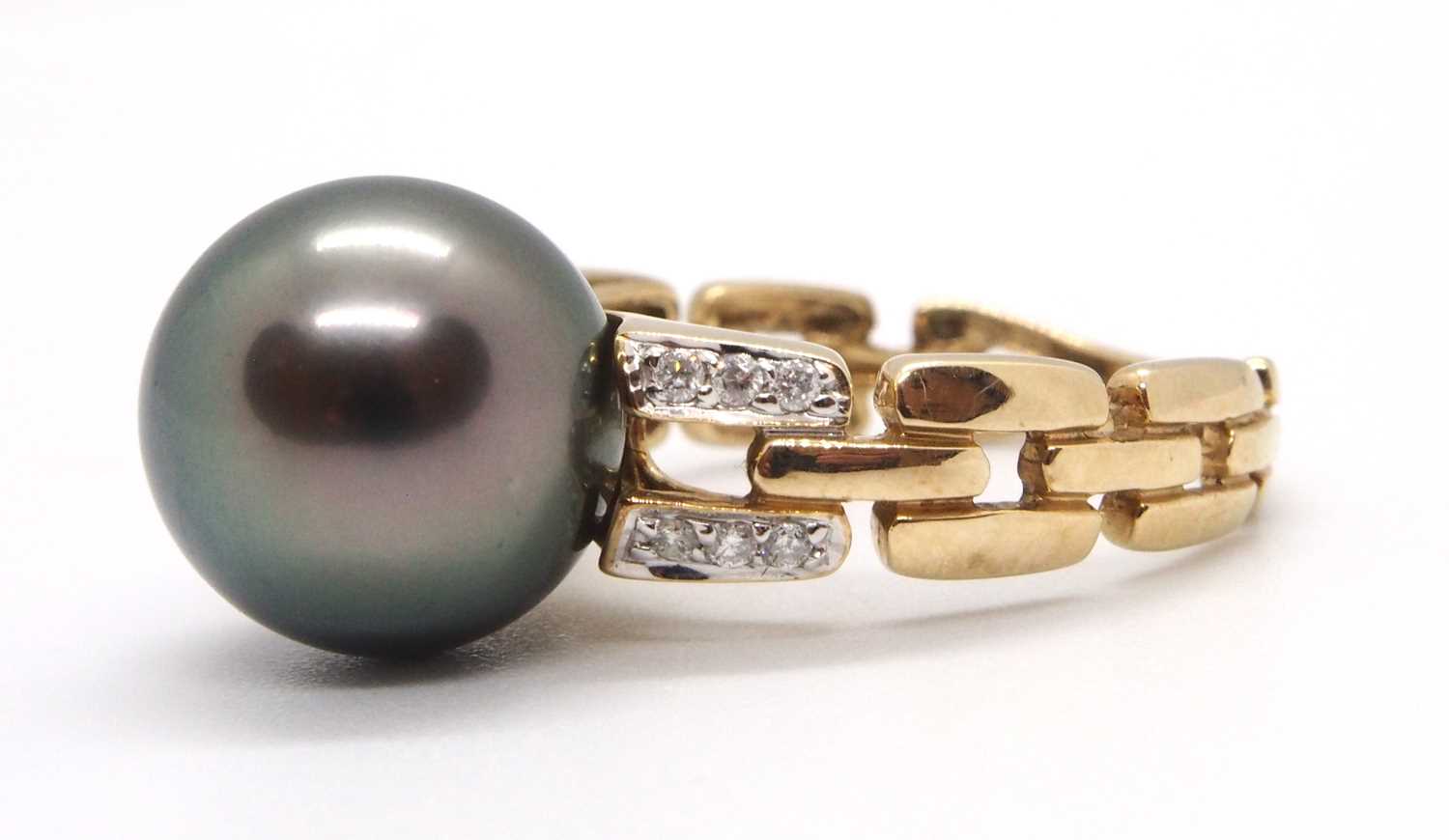 A 9ct cultured pearl and diamond ring, the round grey cultured pearl, approx. 12mm diameter, in a - Image 3 of 8