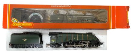 A boxed Hornby 00 gauge BR Class A4 Pacific 'Mallard' locomotive and tender in green livery