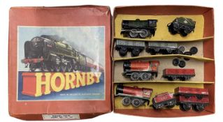 A boxed Hornby 00 gauge clockwork train set, Goods Set No. 20 (a/f)