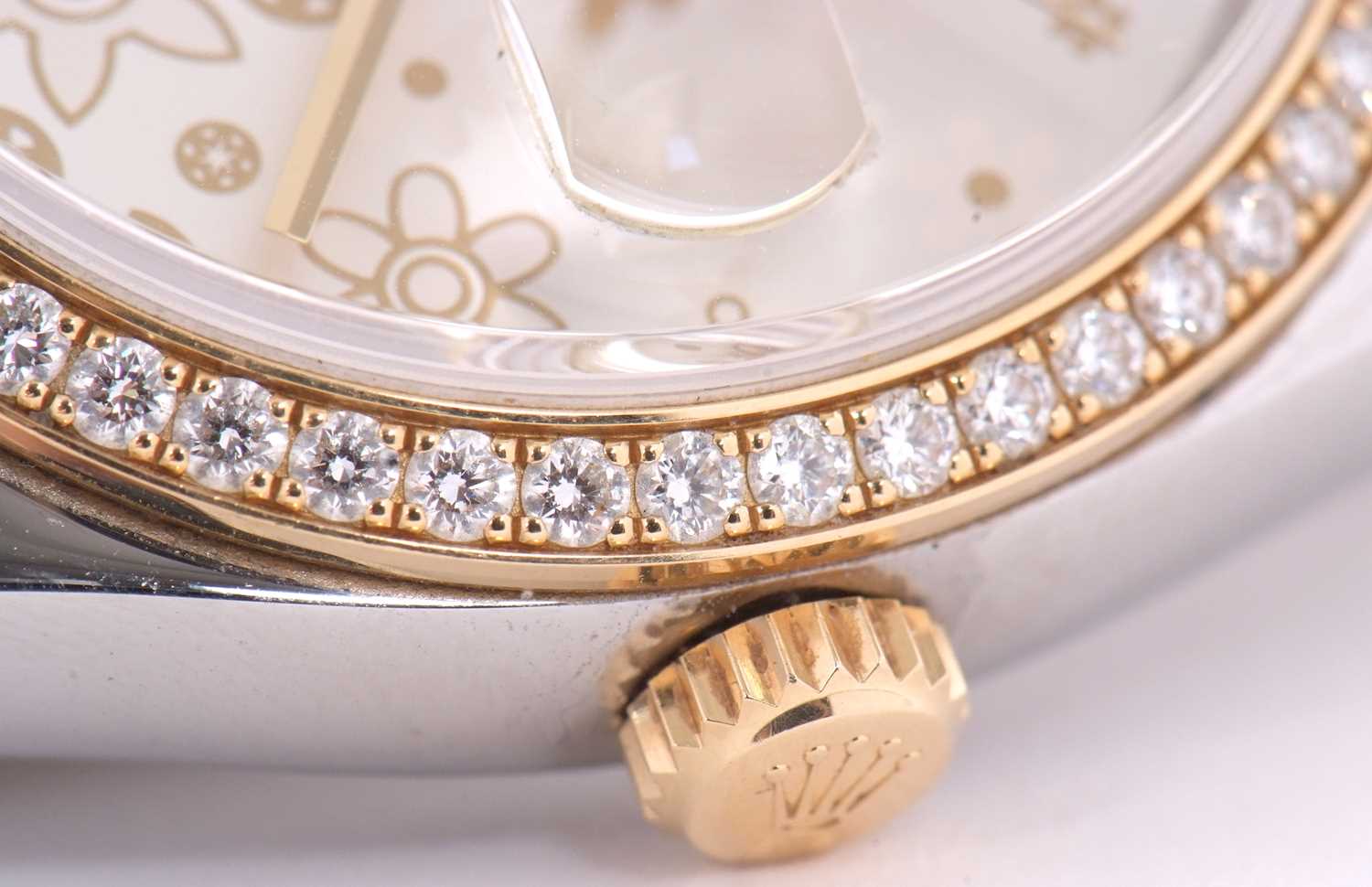 A Rolex Datejust 36, reference 116243, it has a two tone Oyster bracelet and a diamond bezel with - Image 16 of 18
