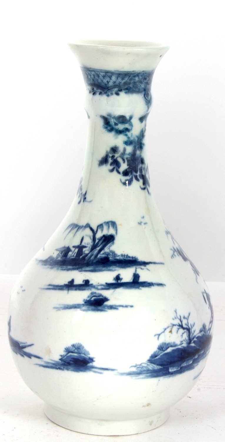 An 18th Century Worcester porcelain water bottle or guglet, circa 1765, painted in underglaze blue - Image 3 of 4