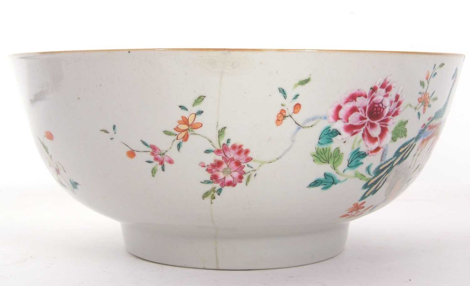 A large 18th Century Chinese porcelain famille rose punch bowl, decorated with birds amongst foliage - Image 4 of 8
