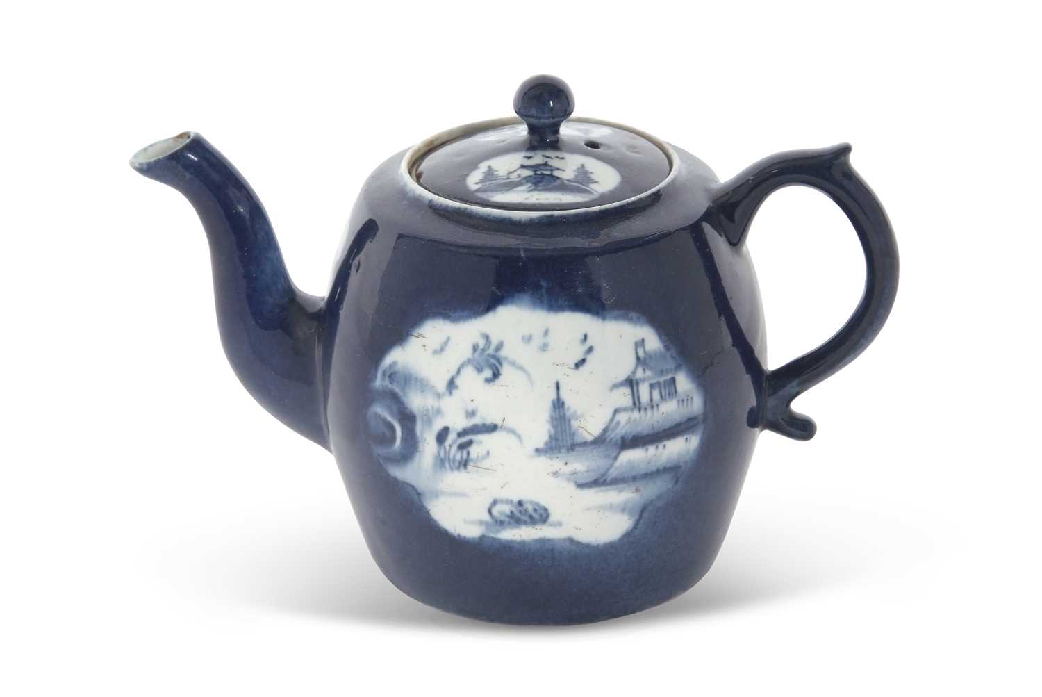 A rare Lowestoft teapot of small size c.1765 and a cover the powder blue ground with shaped panels - Image 8 of 8