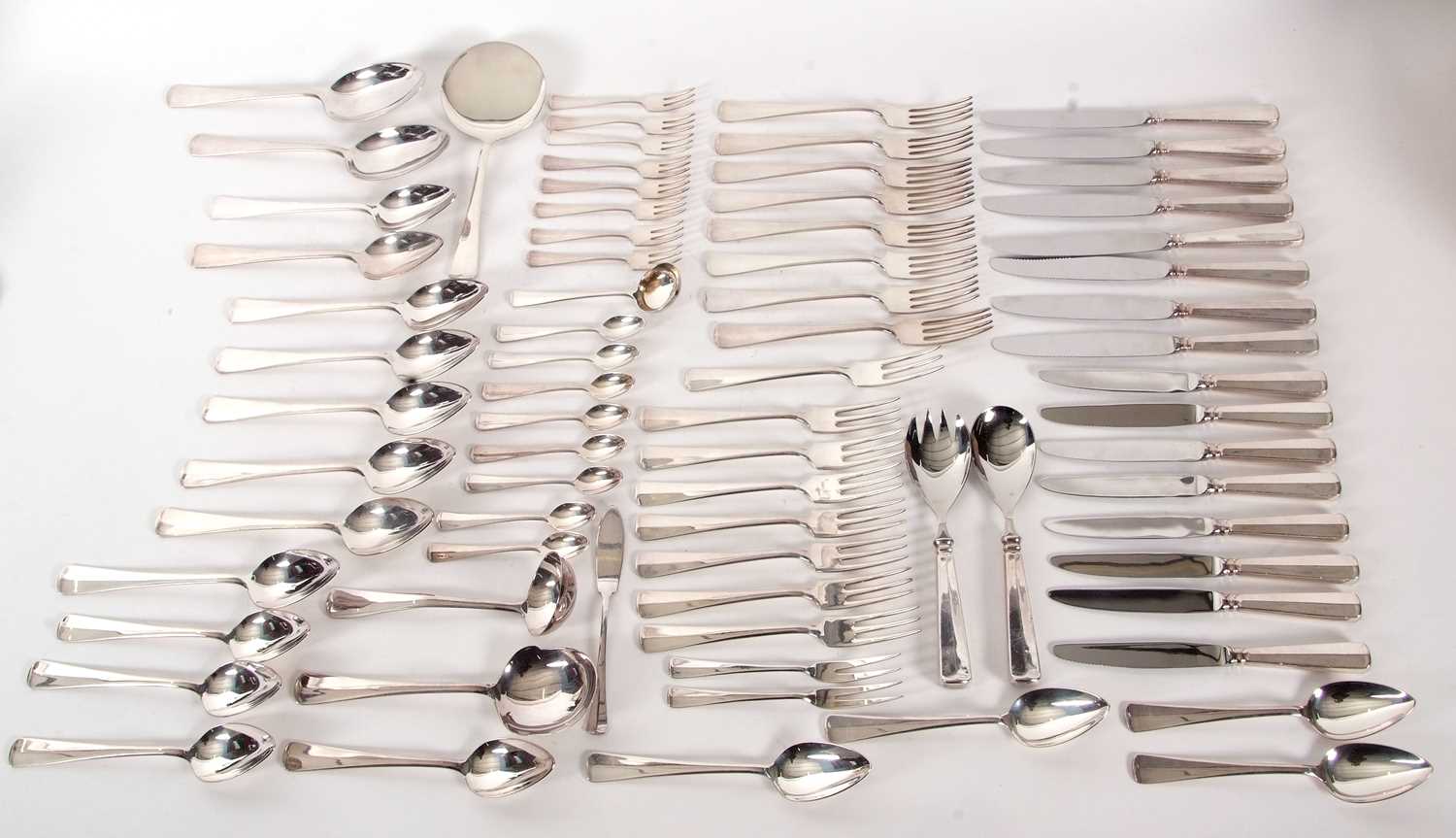 Dutch 999 silver flatware by M J Gerritson, Haagsch Lofje Pattern, 76 pieces comprising two - Image 2 of 4
