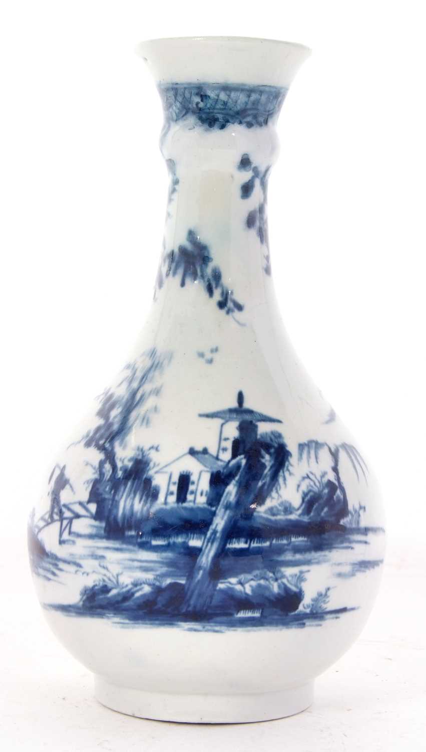 An 18th Century Worcester porcelain water bottle or guglet, circa 1765, painted in underglaze blue - Image 2 of 4