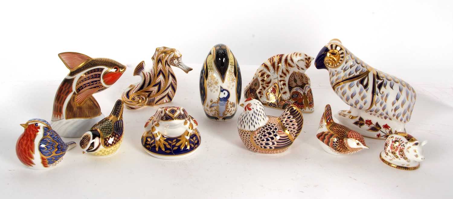A quantity of Royal Crown Derby paperweights, including Bengal Tiger, a model of a Ram, Penguin, - Image 2 of 10