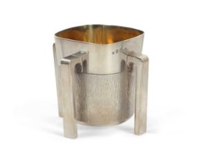 An Irish silver Mether cup by Kilkenny Design Workshops, Dublin 1980 supported on four stepped
