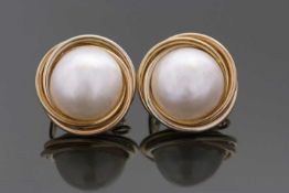 A pair of 18ct mabe pearl earrings, the cultured mabe pearl with knot style surround and closed