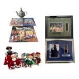 A collection of Disney's Snow White memorabilia, to include: - Ashton-Drake Galleries Snow White and