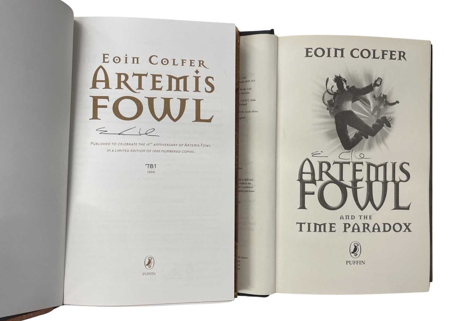 EOIN COLFER: 2 titles, signed by the author: ARTEMIS FOWL, London, Puffin, 2002. Limited edition - Image 2 of 3