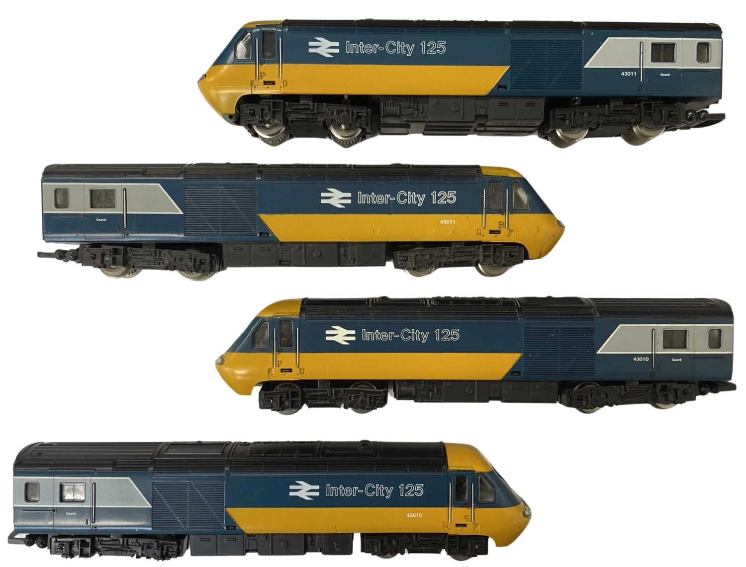 Four Hornby 00 gauge power / dummy cars