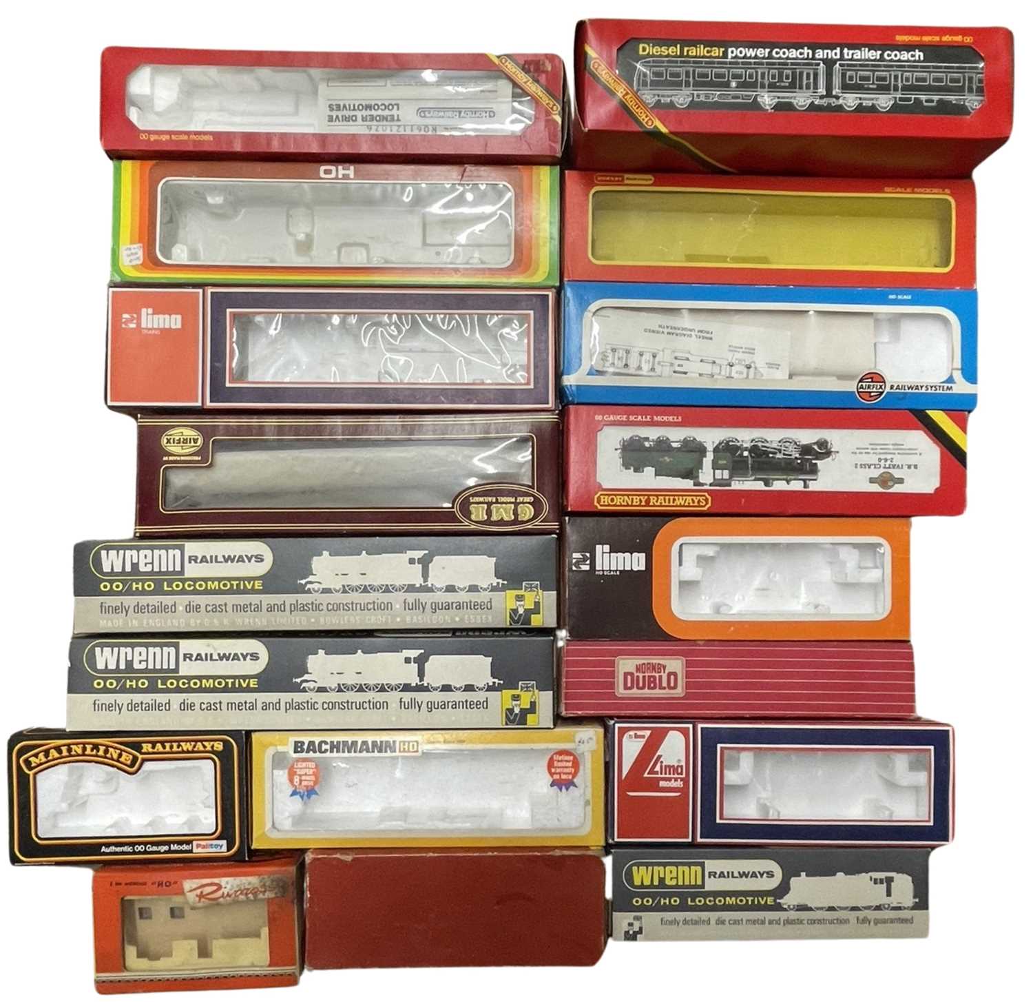 A mixed lot of various empty 00 gauge rolling stock boxes