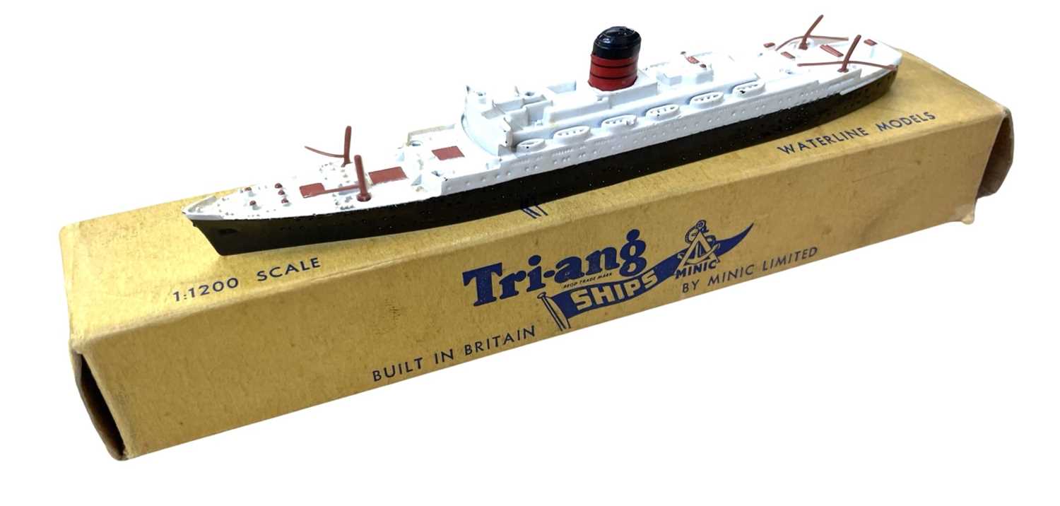 A boxed Triang 1:1200 scale model ship, M709, RMS Ivernia