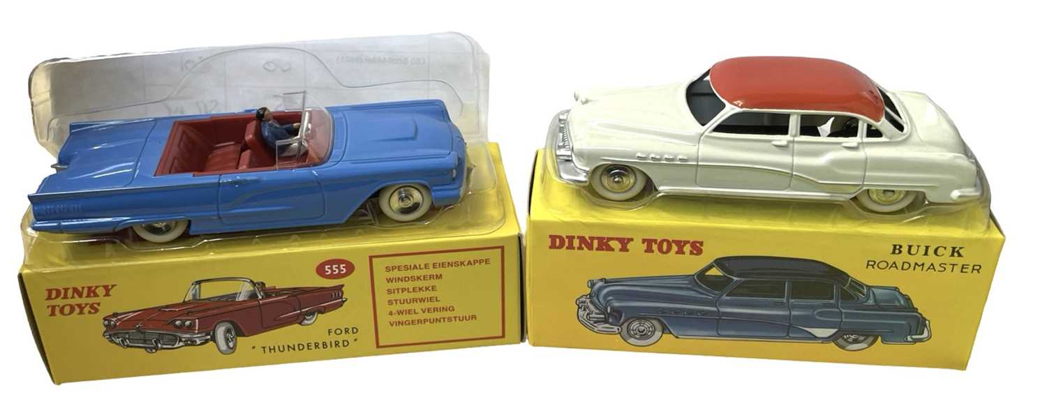 A pair of boxed Atlas Editions reproduction Dinky toys, to include: - 555 Ford Thunderbird - 24V