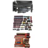 A mixed lot of various Hornby and Triang 00 gauge rolling stock