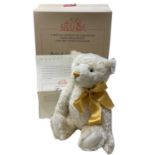 A boxed limited edition Steiff British Collector's 2000 Teddy Bear in champagne, with certificate.