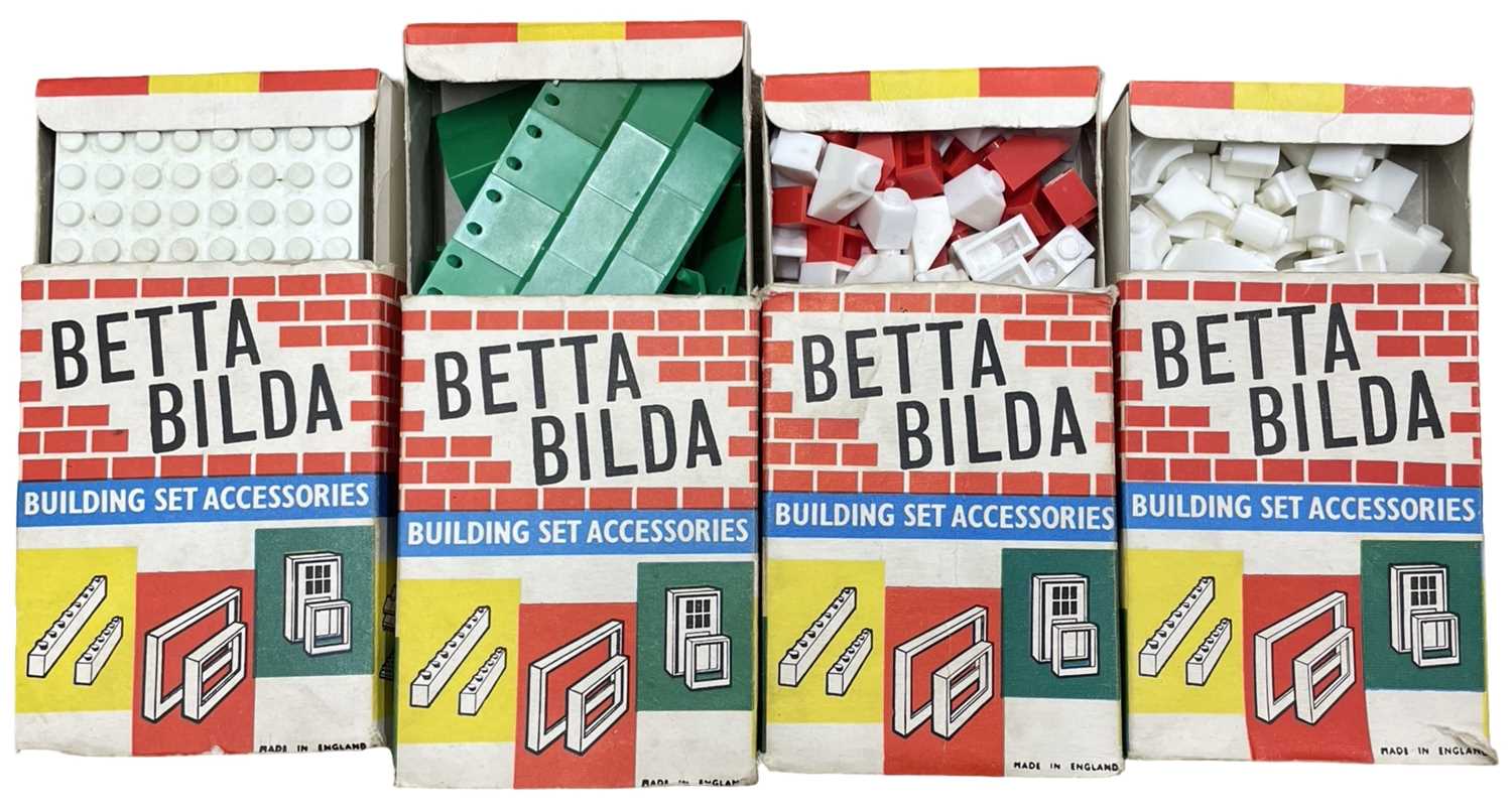 A collection of various vintage Betta Bilda kit boxes and bricks - Bild 2 aus 2