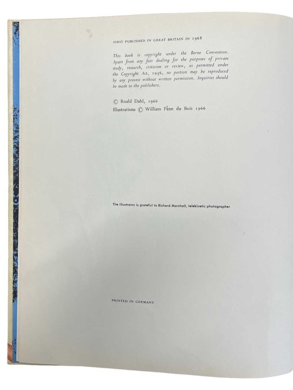 ROALD DAHL AND WILLIAM PENE DU BOIS (Illus): THE MAGIC FINGER, London, George Allen and Unwin, 1968, - Image 3 of 3