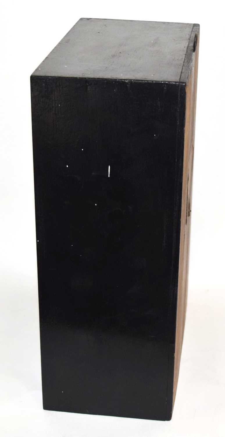 Late 19th/ Early 20th century cased taxidermy Barn Owl (Tyto alba) in ebonised pine case with - Image 6 of 6