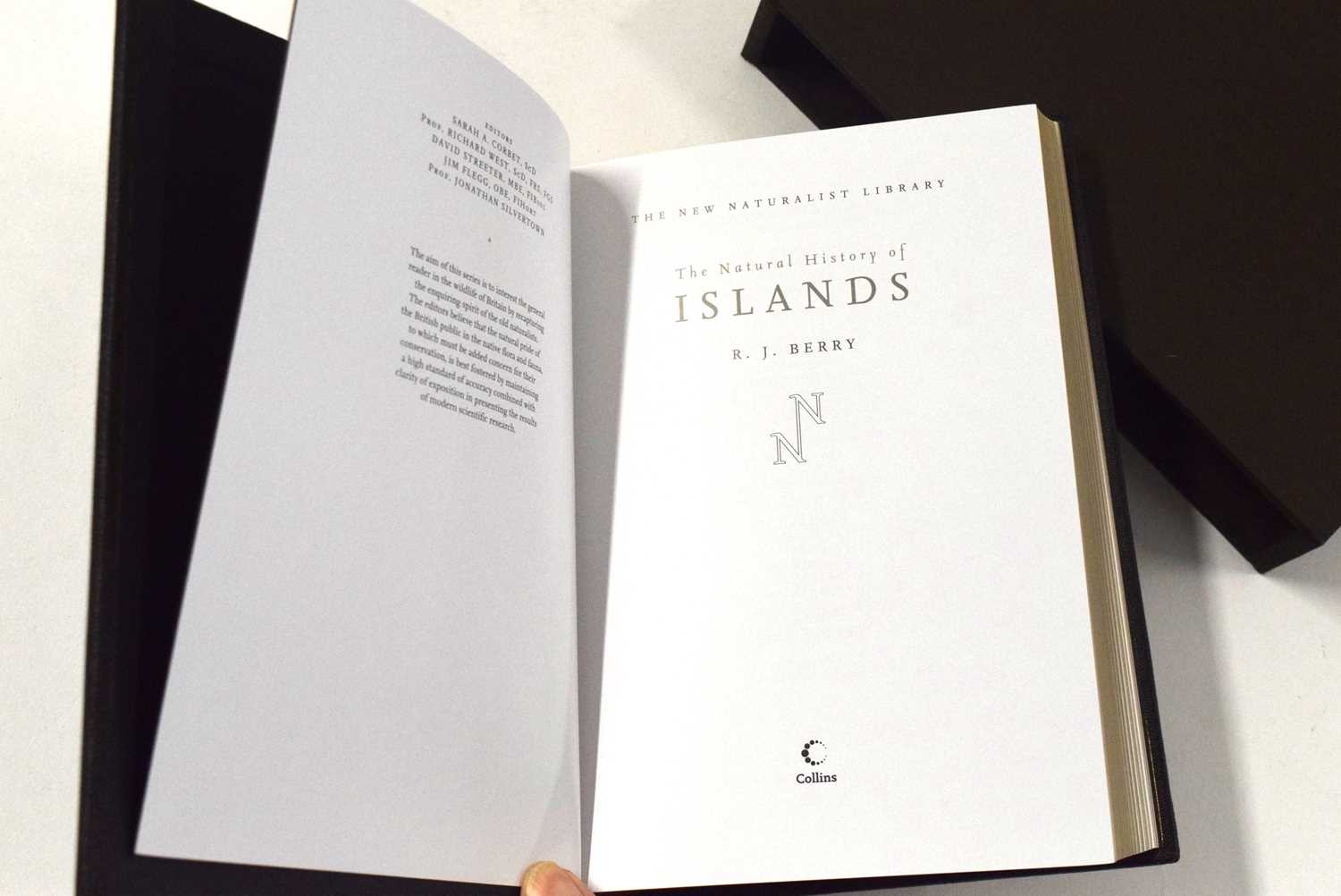 Ornithological book interest: signed Leather bound edition New Naturalist 'Islands' by R.J.Berry - Image 4 of 6
