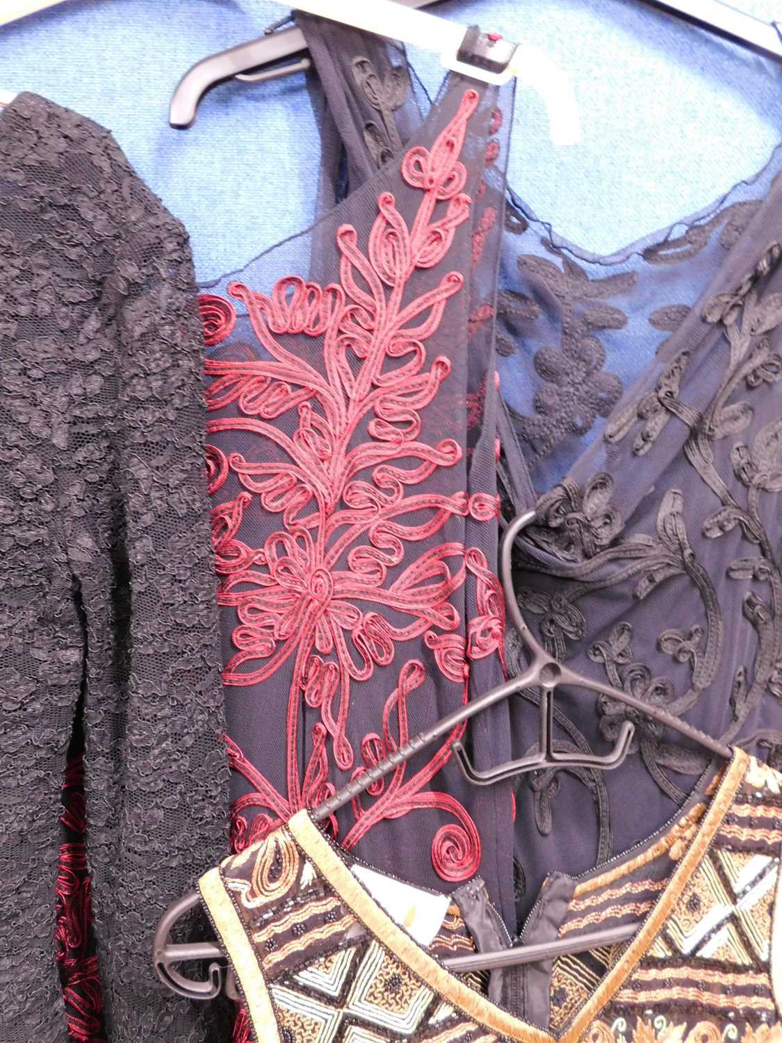 A quantity of lady's wear to include a black round necked and red embroidered overlay dress by Phase - Image 4 of 5