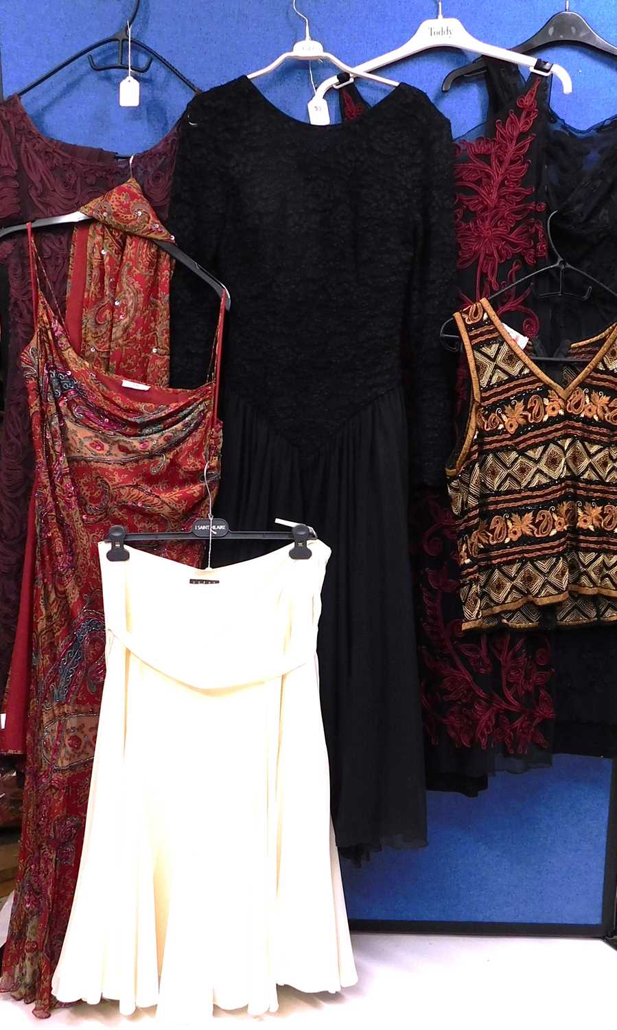 A quantity of lady's wear to include a black round necked and red embroidered overlay dress by Phase - Image 2 of 5
