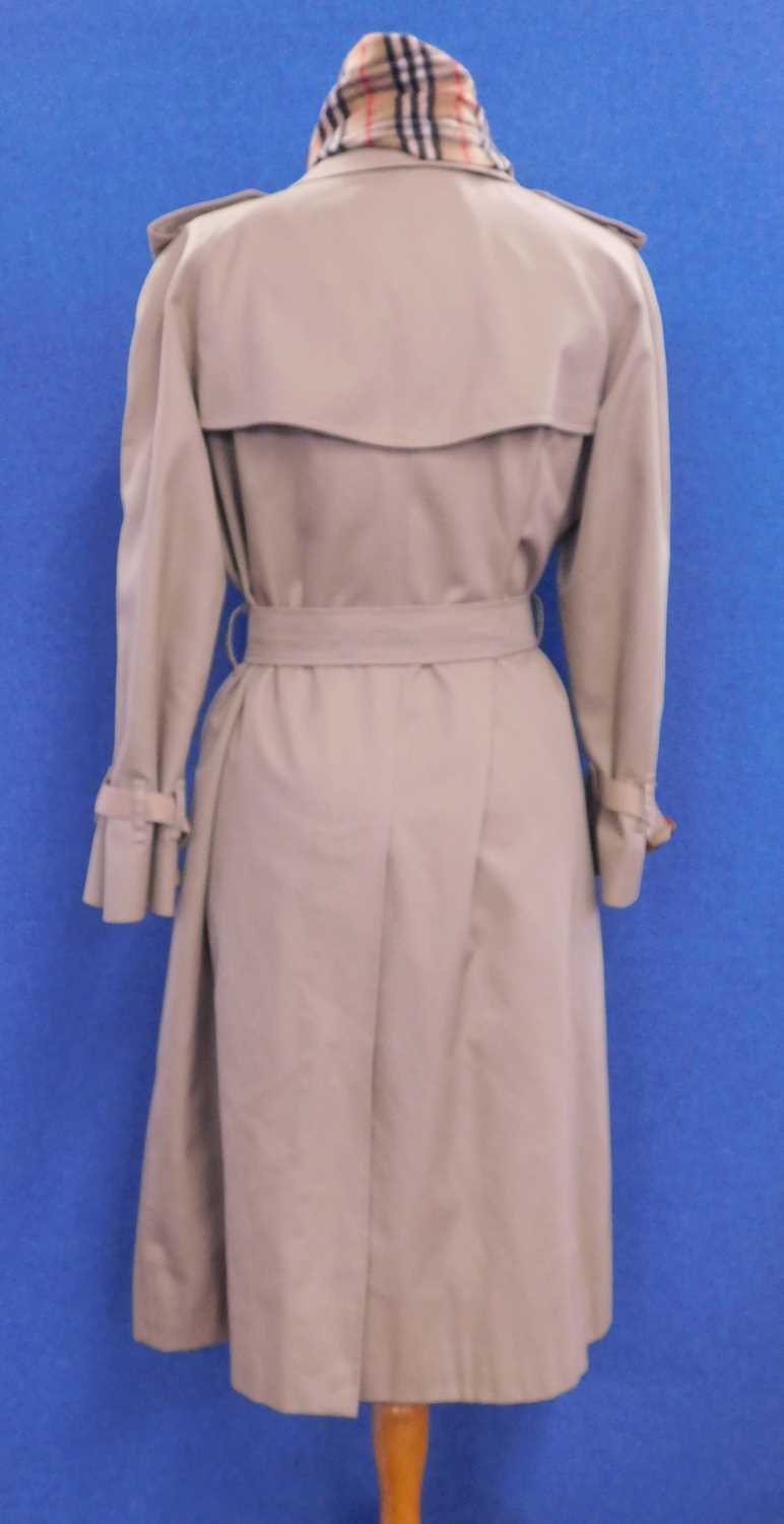 A lady's Burberry double breasted trenchcoat, size 16 Petite, together with a Burberry cashmere - Image 4 of 12