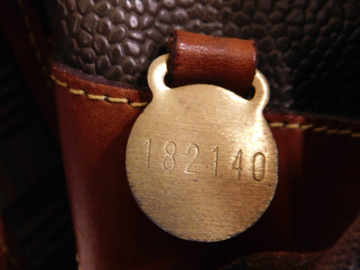 A Mulberry Heritage satchel, in brown scotchgrain leather with tan leather trim and adjustable - Image 8 of 8