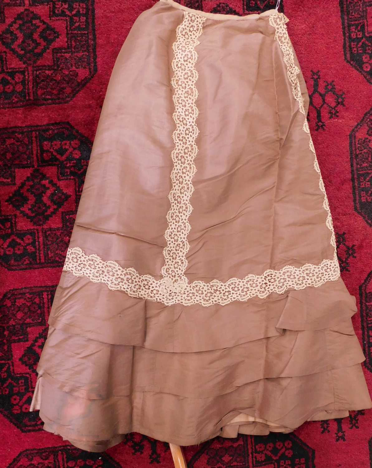 A Victorian lady's brown silk blouse and matching skirt, the blouse with pin detailing to front - Image 5 of 8