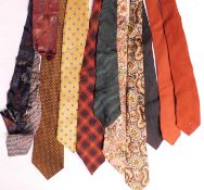 A quantity of gentlemans neckties