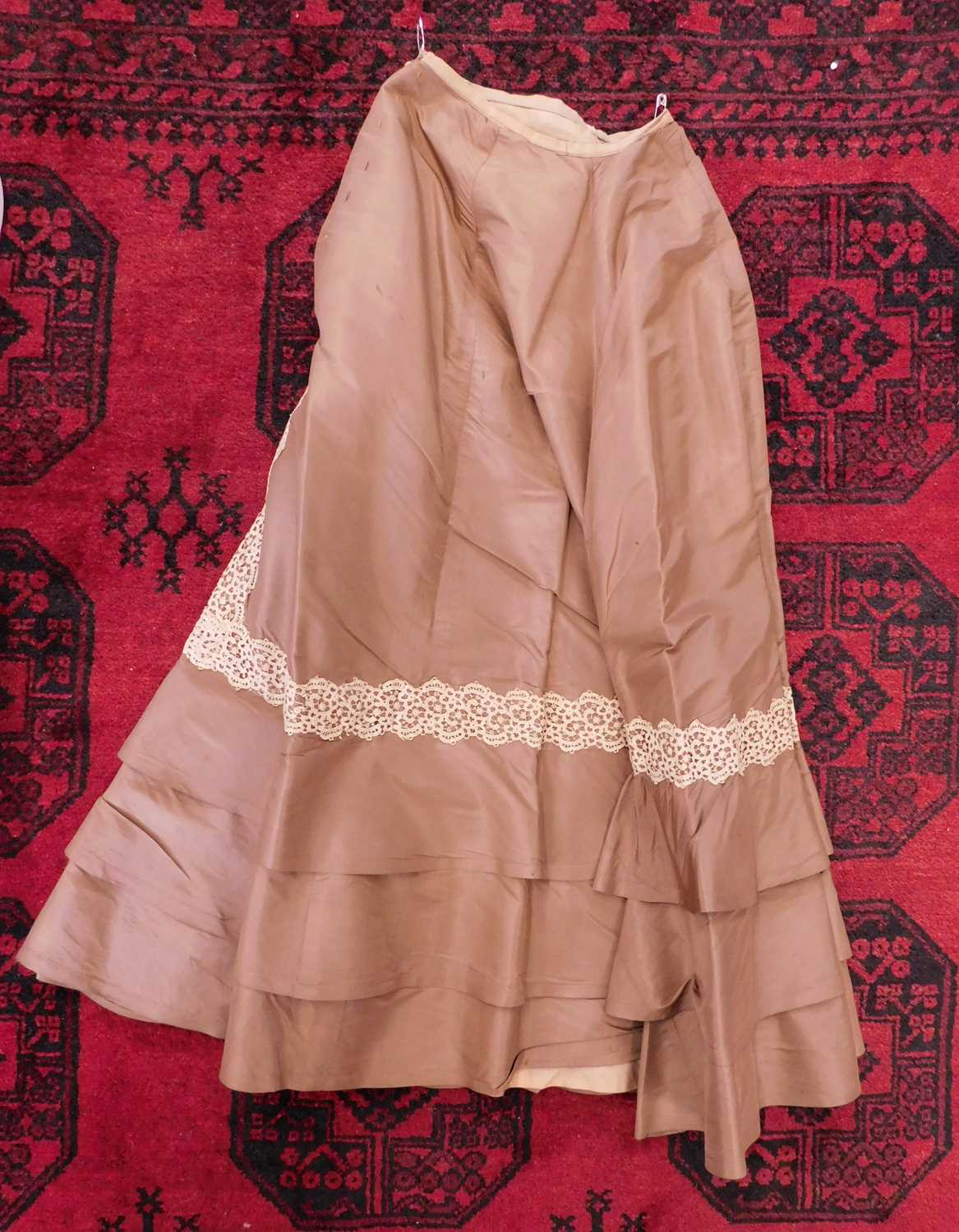 A Victorian lady's brown silk blouse and matching skirt, the blouse with pin detailing to front - Image 6 of 8