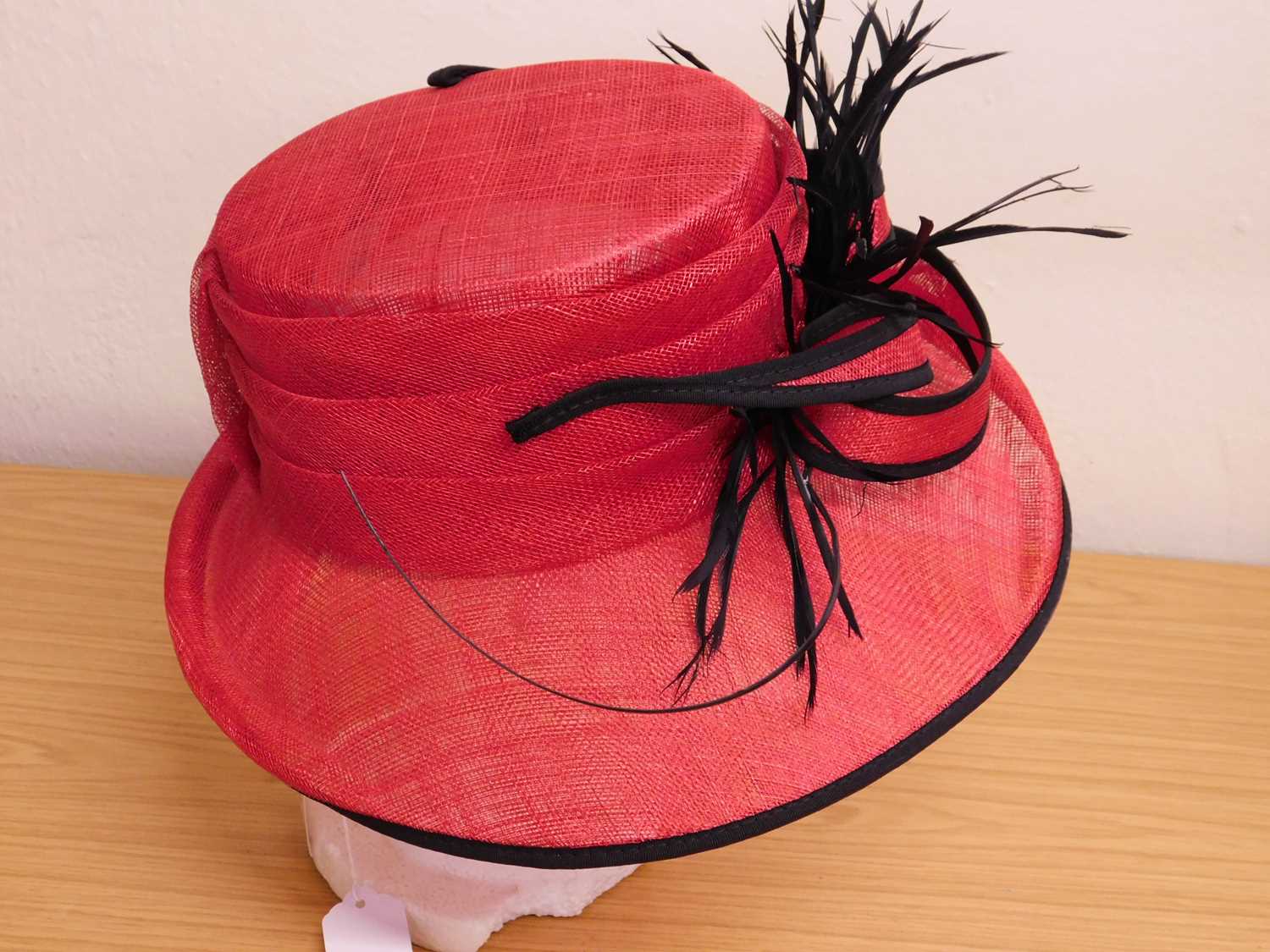 A Cappelli Condici straw hat in red with black trim and detail, new with tags - Image 3 of 3