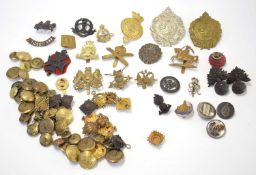 Quantity of 20th century military cap badges and buttons to include: argyll and Sutherland