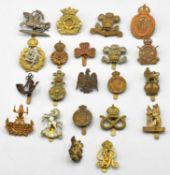 Quantity of 21x First World War British Yeomanry Cap Badges to include: Warwickshire Imperial
