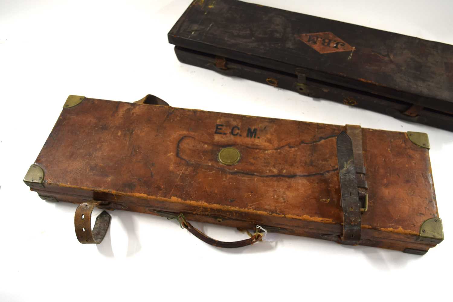 Three leather gun cases to include leg of mutton gun case and two leather shotgun travelling - Image 2 of 4