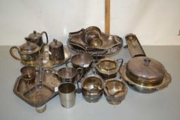 Mixed Lot: Various silver plated wares to include assorted tea wares, serving dishes etc