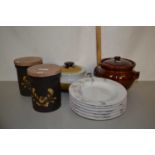 Mixed Lot: Kitchen storage jars, bowls etc