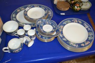 Quantity of Wedgwood Blue Siam table wares