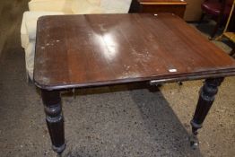 A Victorian mahogany dining table for restoration (Item 56 on vendor list)